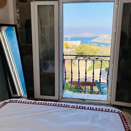 Отель Deniz Manzarali Tripleks Tas *